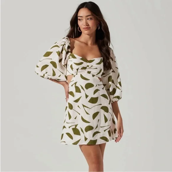 Astr | Dresses | Astr Heather Dress Size Xs Olive Green Cream | Poshmark